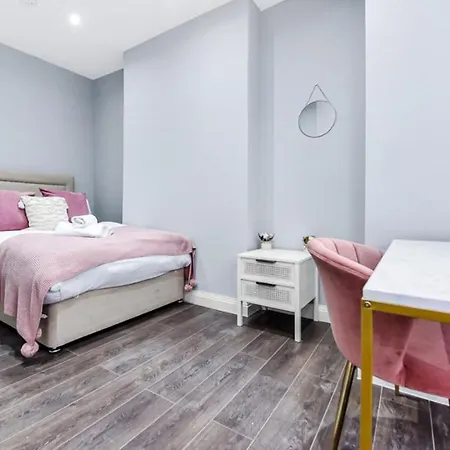 Sleek Modern 3Br Flat In Nunhead Apartamento Londres Exterior foto
